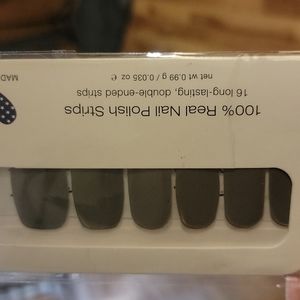 London Fog Color Street